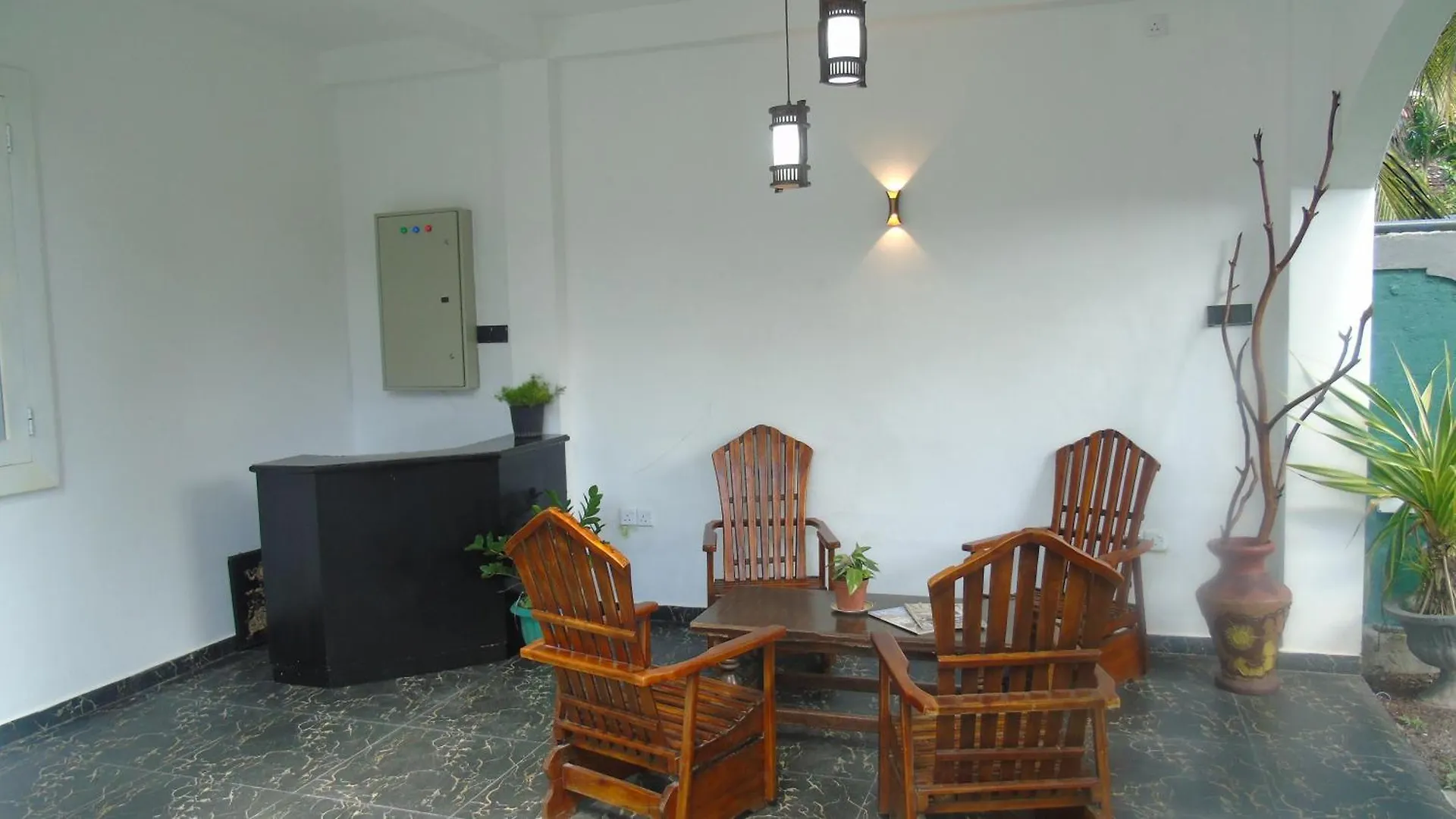 Ro Rich Hotel نيجومبو 0*,